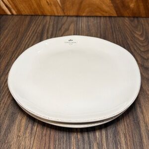 Costa Nova White Dessert/ Salad Plates Set of 2
